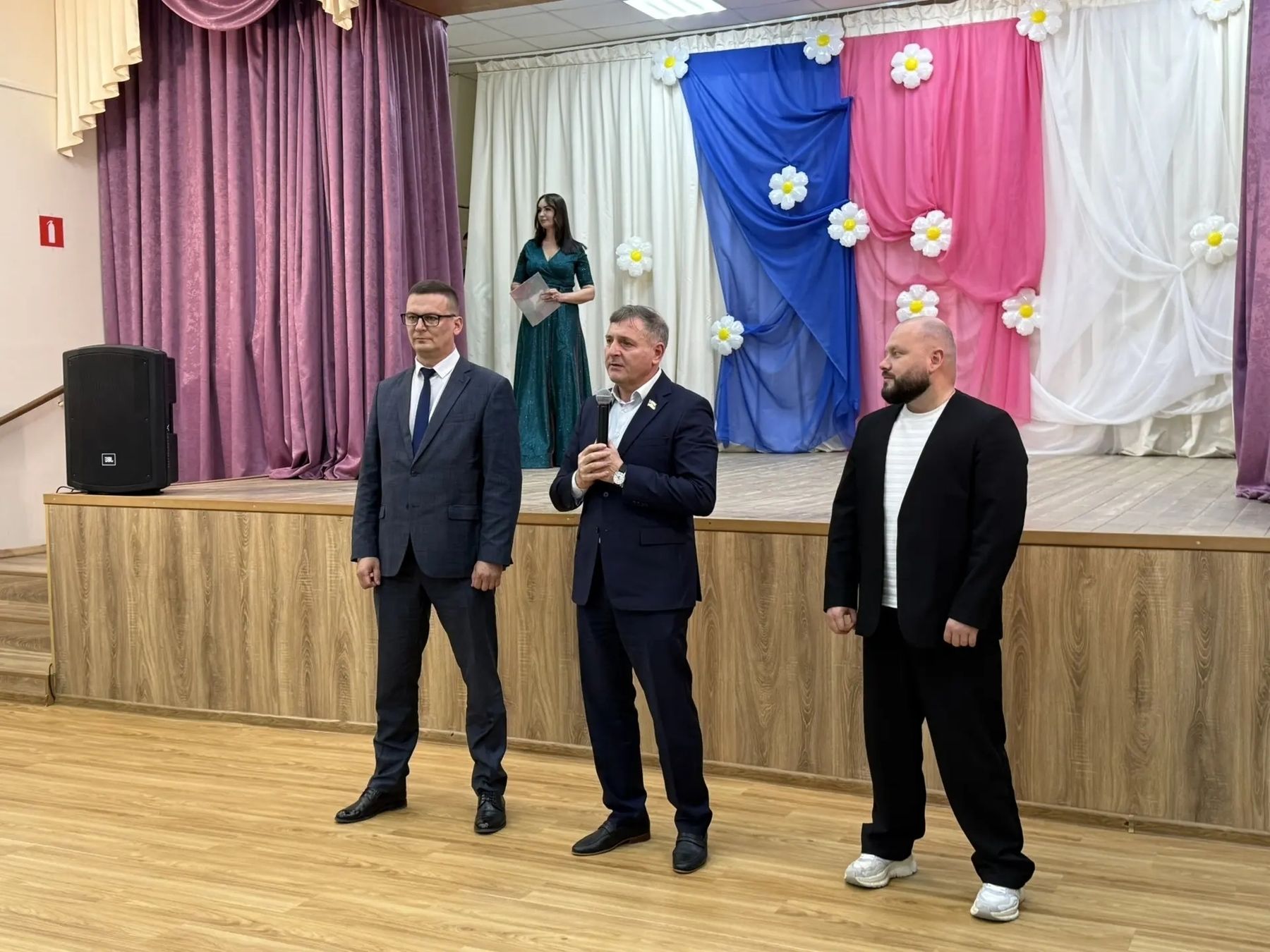 Продолжаются праздничные мероприятия, приуроченные к Международному женскому дню. Вместе с…