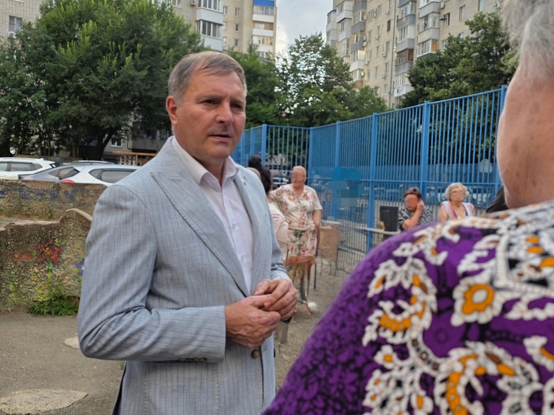 Фото к публикации: Жители Центрального округа хорошо знают свой район и не остаются в стороне от его проблем…